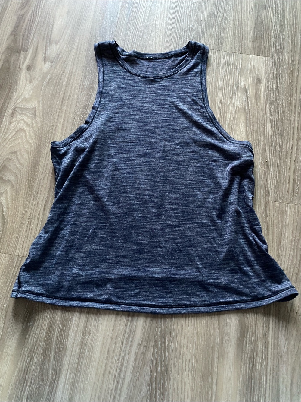 Lululemon Athletica Salute The Sun Tank in Heathered Navy Blue